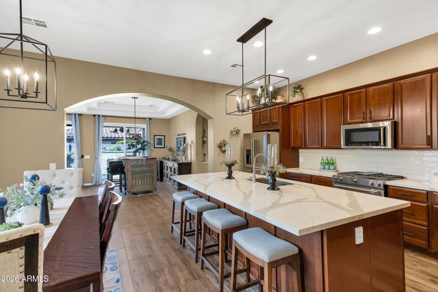 2240 E AZALEA Drive, Chandler, AZ 85286