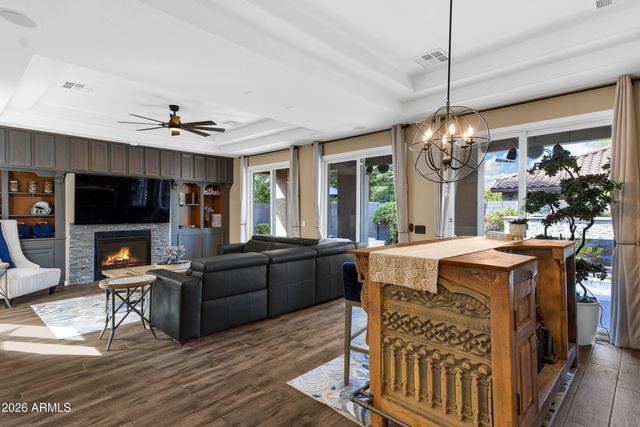 2240 E AZALEA Drive, Chandler, AZ 85286