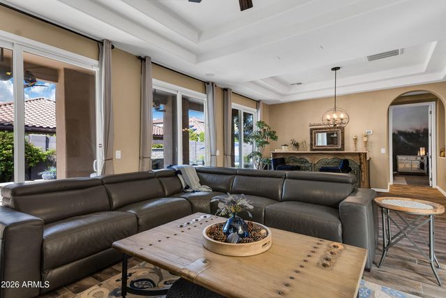 2240 E AZALEA Drive, Chandler, AZ 85286