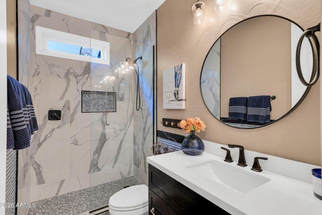 2240 E AZALEA Drive, Chandler, AZ 85286