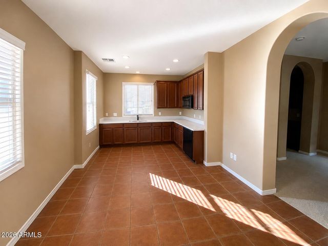 2240 E AZALEA Drive, Chandler, AZ 85286