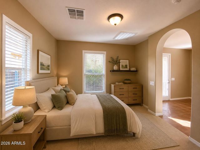 2240 E AZALEA Drive, Chandler, AZ 85286