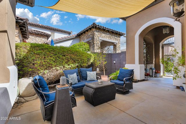 2240 E AZALEA Drive, Chandler, AZ 85286