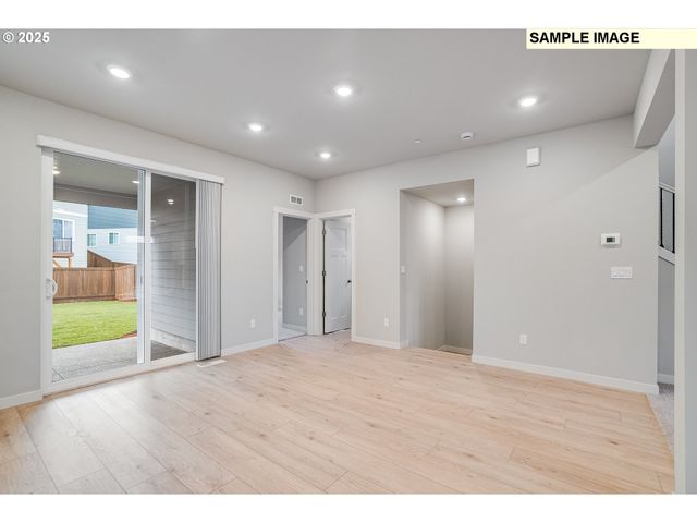 16989 Sw Lorikeet Ln, Beaverton, OR 97007