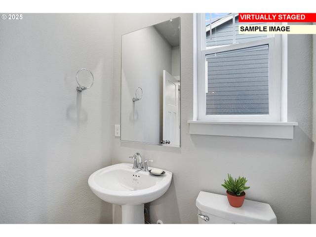 16989 Sw Lorikeet Ln, Beaverton, OR 97007