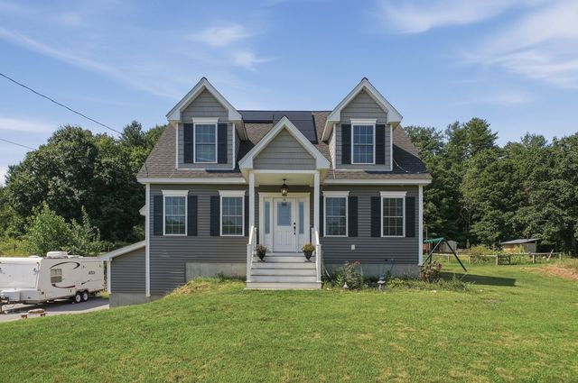 176 Oakham Road, Barre, MA 01005