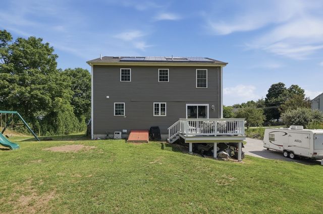 176 Oakham Road, Barre, MA 01005