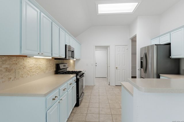 6551 Jade Mdw, San Antonio, TX 78249