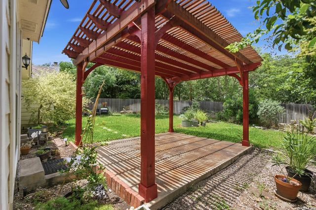 6551 Jade Mdw, San Antonio, TX 78249
