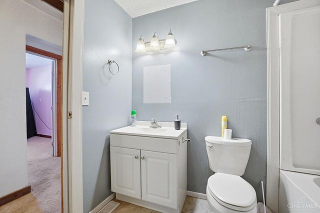 7189 Shaker Road, Franklin Twp, OH 45005