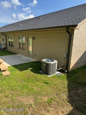 5918 Knox Hill Way, Knoxville, TN 37912