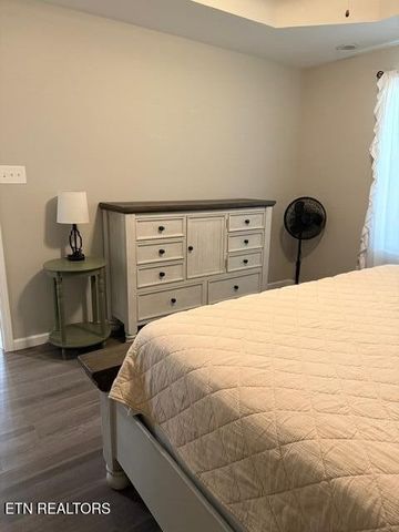 5918 Knox Hill Way, Knoxville, TN 37912