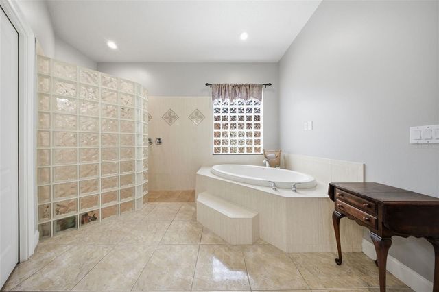 408 AVONDALE COURT, Winter Springs, FL 32708