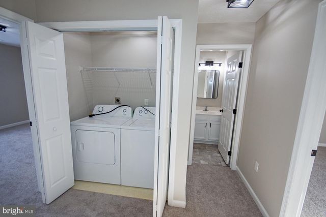 11 COLOSSIANS CT, Inwood, WV 25428