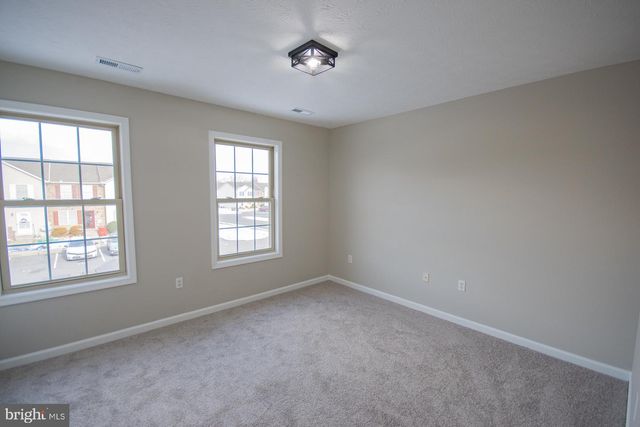 11 COLOSSIANS CT, Inwood, WV 25428