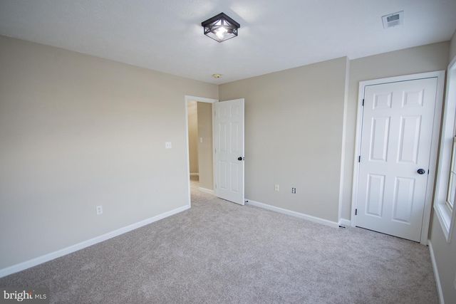 11 COLOSSIANS CT, Inwood, WV 25428