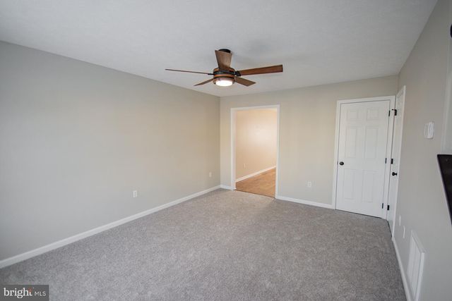 11 COLOSSIANS CT, Inwood, WV 25428