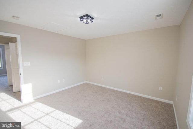 11 COLOSSIANS CT, Inwood, WV 25428