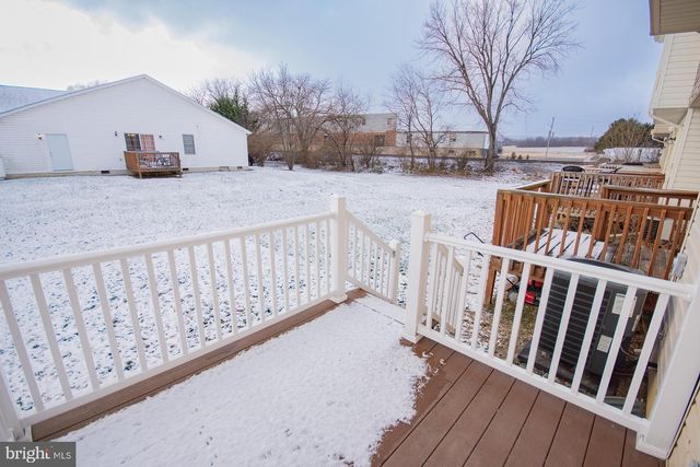 11 COLOSSIANS CT, Inwood, WV 25428