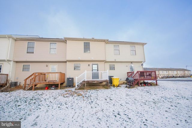 11 COLOSSIANS CT, Inwood, WV 25428