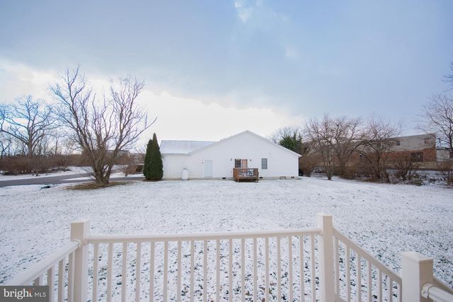 11 COLOSSIANS CT, Inwood, WV 25428