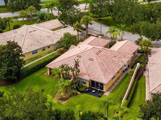 11740 ASTILBE DRIVE, Orlando, FL 32827