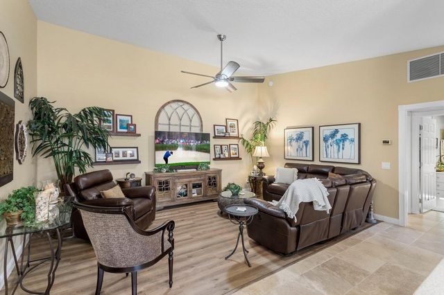 11740 ASTILBE DRIVE, Orlando, FL 32827