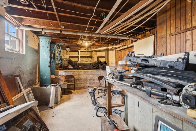 55 Lyman Avenue, North Providence, RI 02911