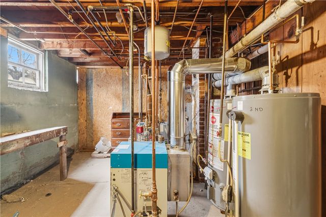 55 Lyman Avenue, North Providence, RI 02911