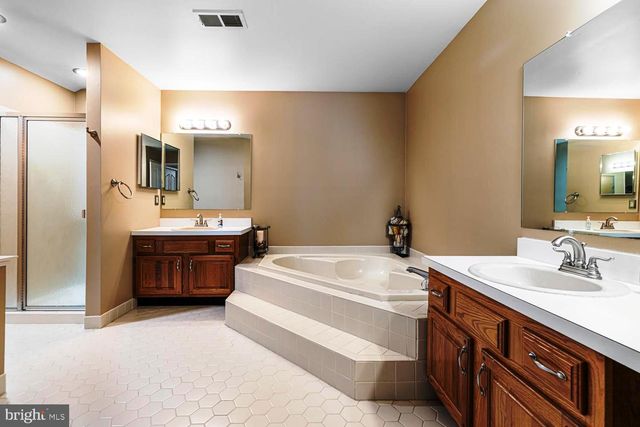 306 REMINGTON CT, Chalfont, PA 18914