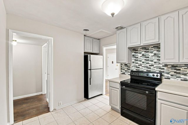3216 Fairacres Road SW, Huntsville, AL 35805