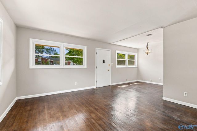 3216 Fairacres Road SW, Huntsville, AL 35805