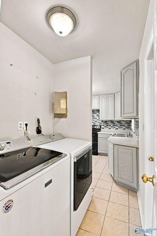 3216 Fairacres Road SW, Huntsville, AL 35805