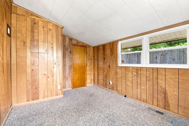 3216 Fairacres Road SW, Huntsville, AL 35805