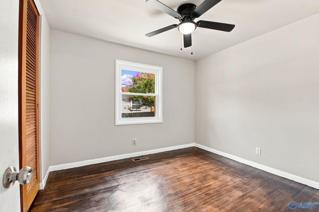 3216 Fairacres Road SW, Huntsville, AL 35805