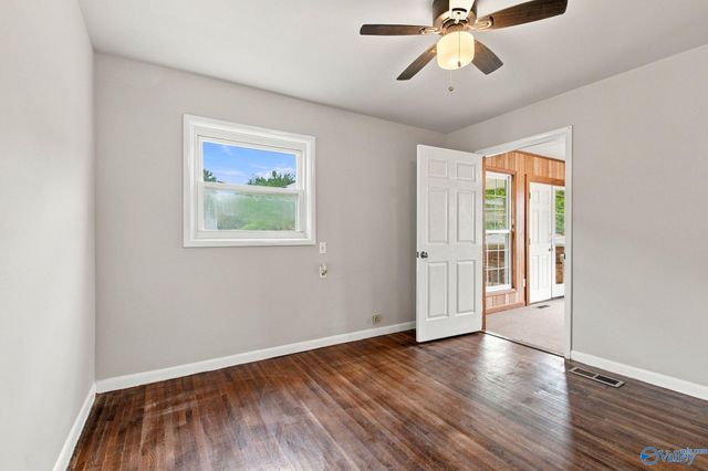 3216 Fairacres Road SW, Huntsville, AL 35805