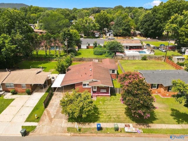 3216 Fairacres Road SW, Huntsville, AL 35805