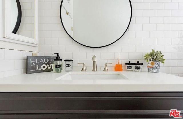 14245 Dickens Street A, Sherman Oaks, CA 91423