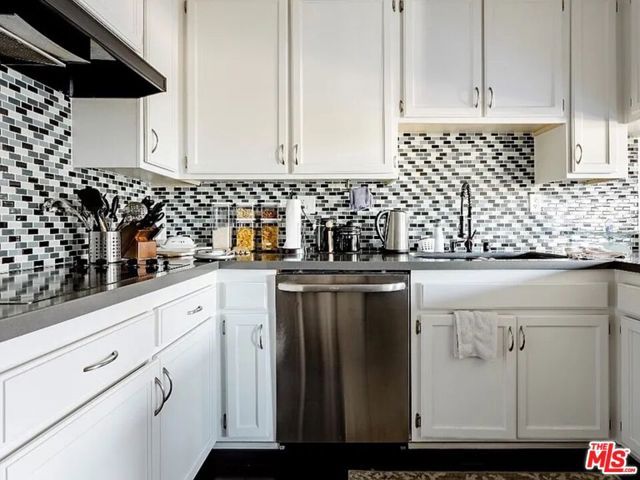 14245 Dickens Street A, Sherman Oaks, CA 91423