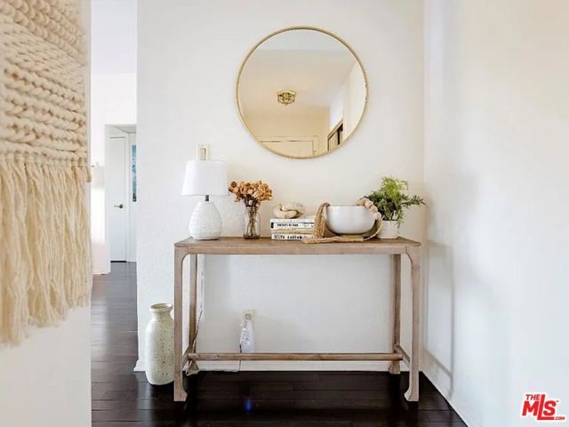 14245 Dickens Street A, Sherman Oaks, CA 91423