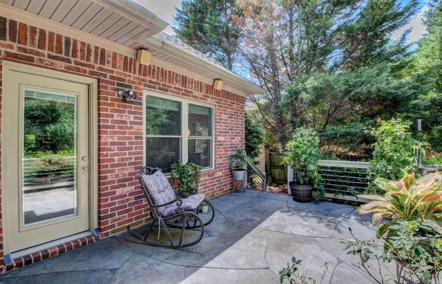 58 Clervaux Drive, Little Rock, AR 72223