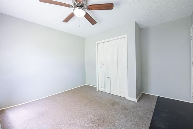 402 S Blackwell Street, Houston, TX 77571