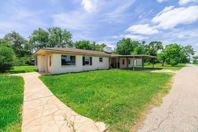402 S Blackwell Street, Houston, TX 77571