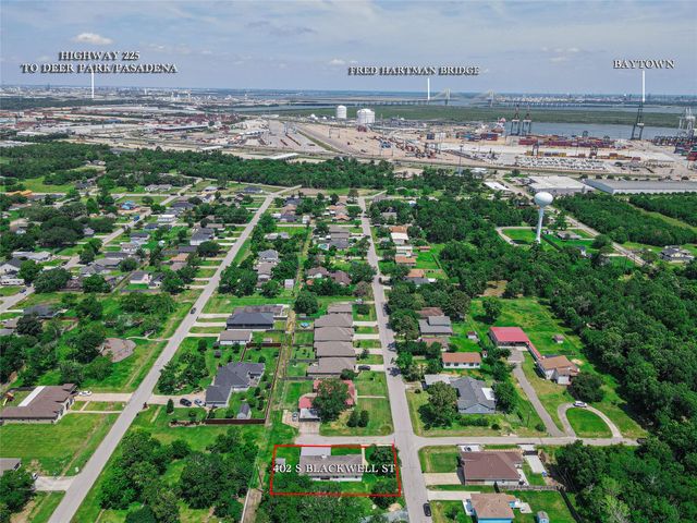 402 S Blackwell Street, Houston, TX 77571