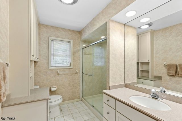 10 Tree Top Dr, Springfield Twp., NJ 07081