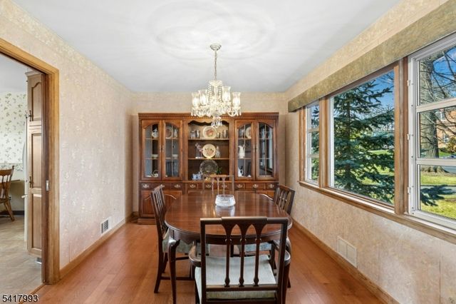 10 Tree Top Dr, Springfield Twp., NJ 07081