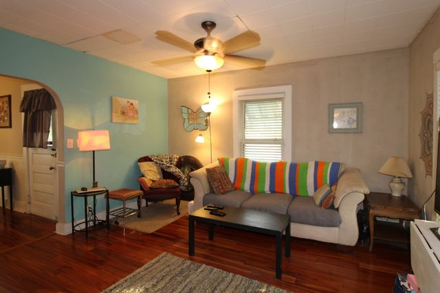512 E High Street, Davenport, IA 52803