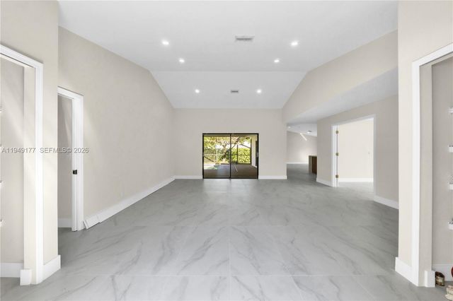 8419 NW 55th Ct, Coral Springs, FL 33067