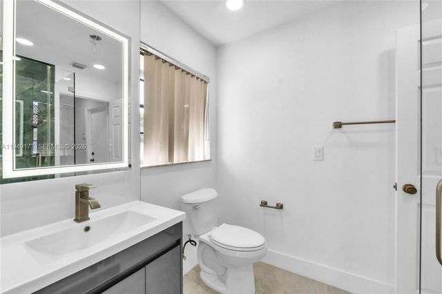 8419 NW 55th Ct, Coral Springs, FL 33067