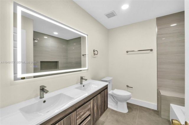 8419 NW 55th Ct, Coral Springs, FL 33067